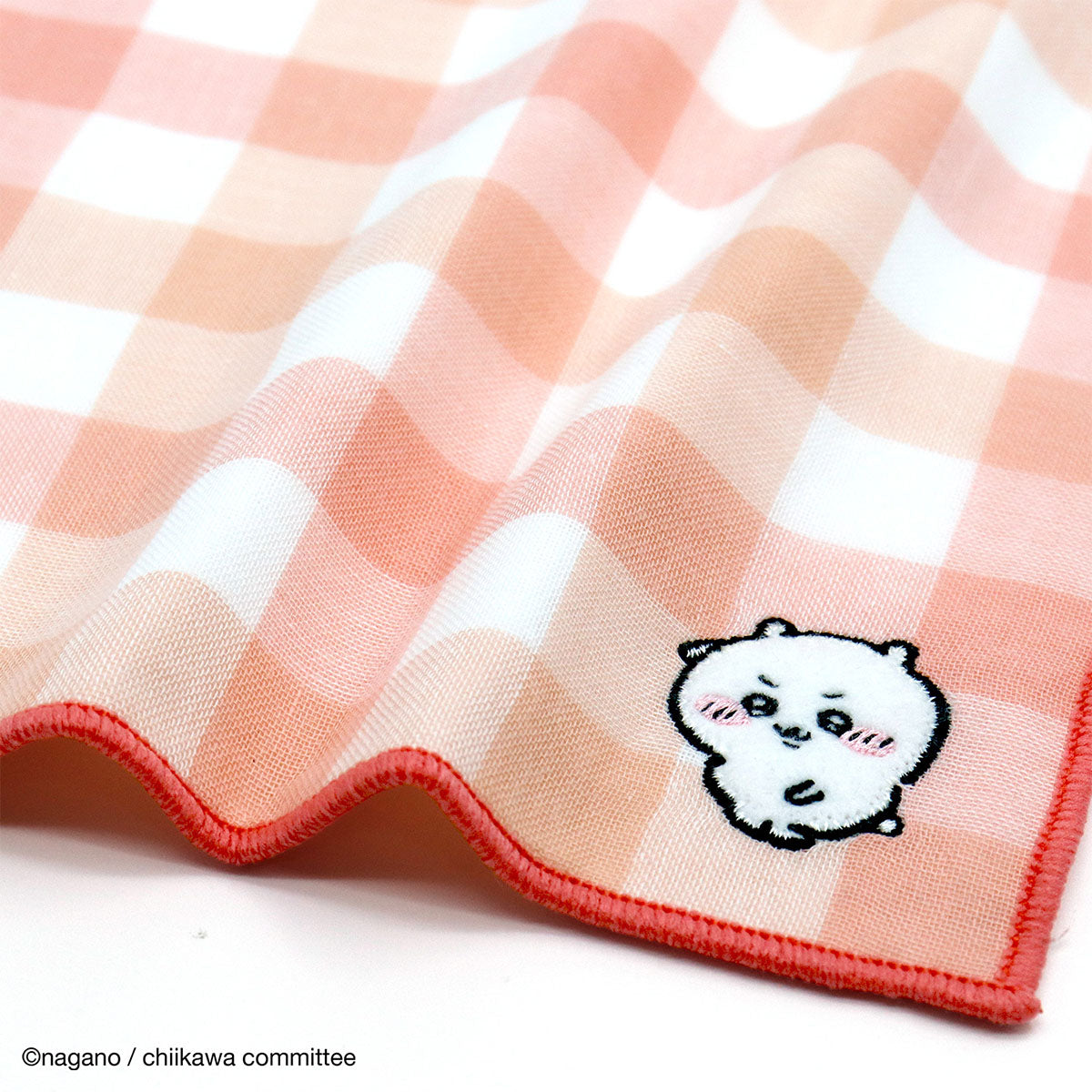 ちいかわ 8重ガーゼタオルハンカチ(ブロックチェック レッド)