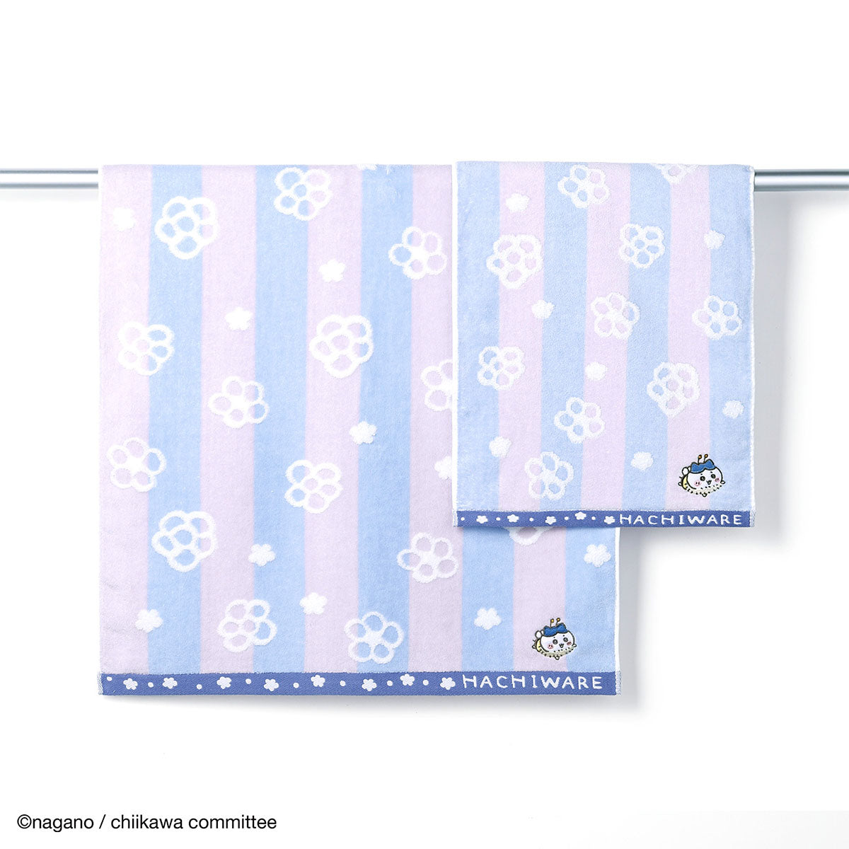 Chiikawa Bath Towel (Bees Blue)