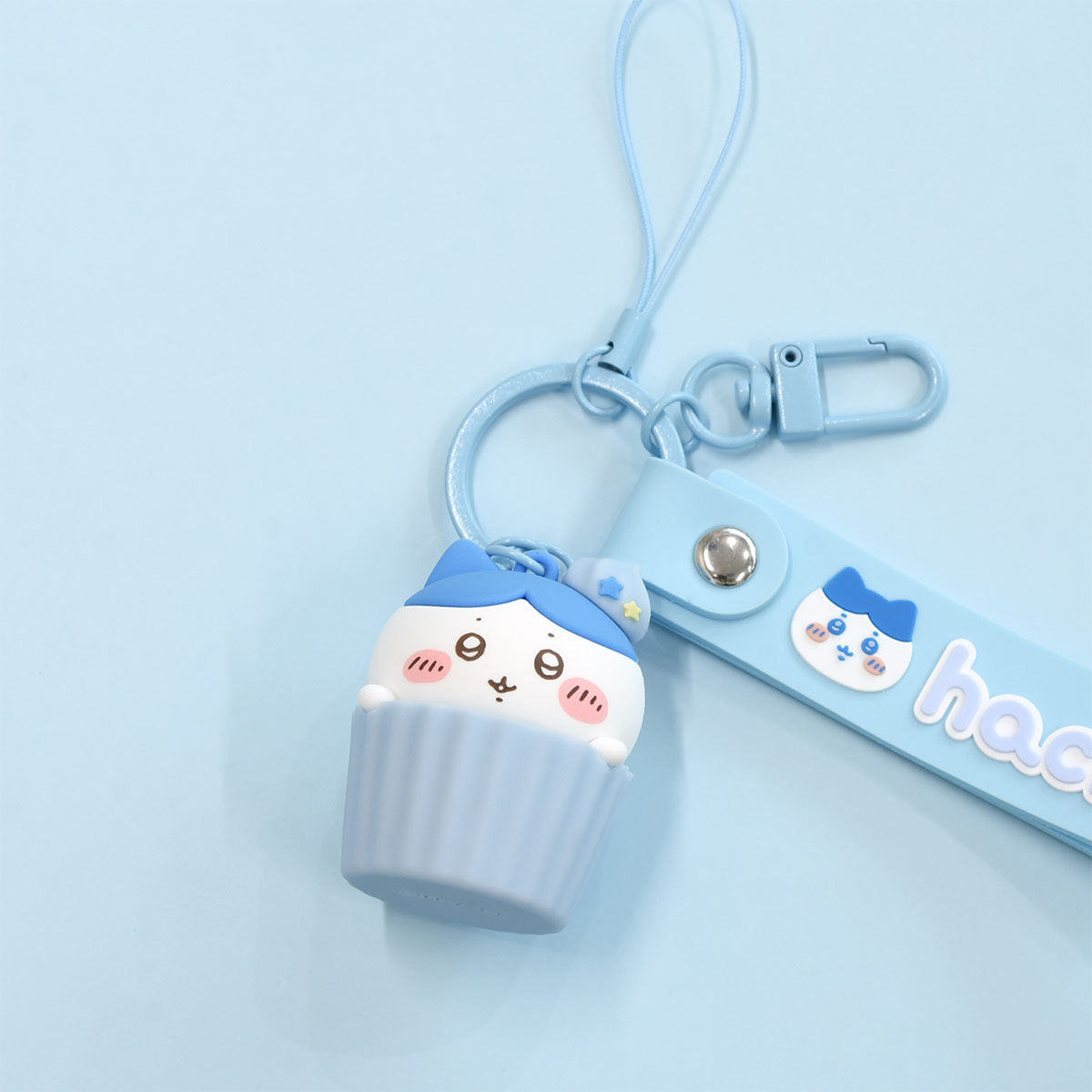 ちいかわ 3Dマスコット付きハンドストラップ(ハチワレ)