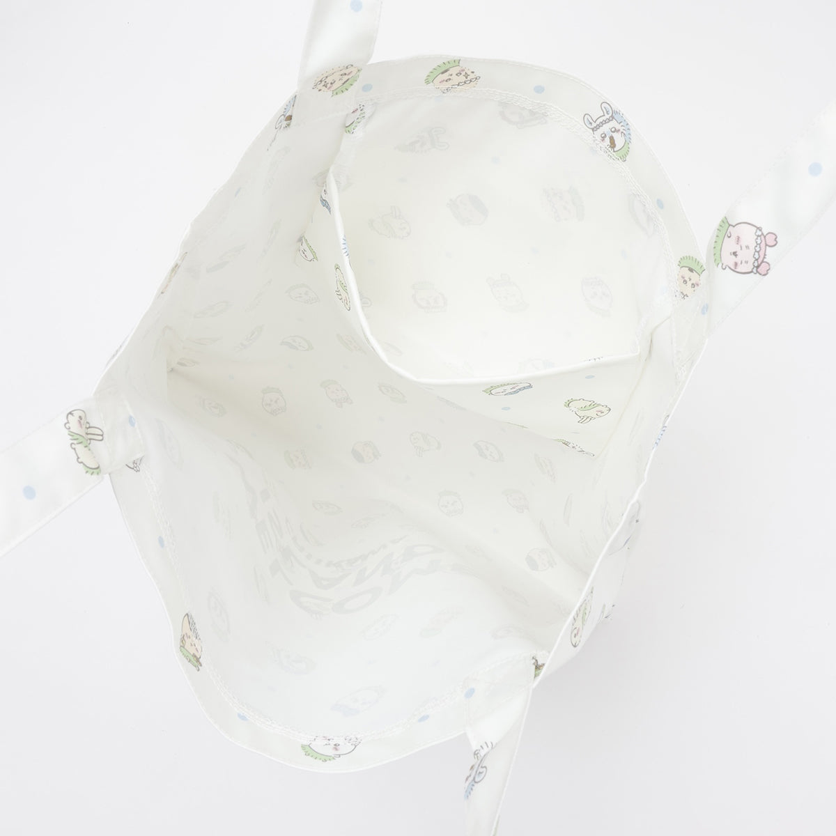 Chiikawa Movie "Chiikawa" Tote Bag All-over Pattern (Off-White)