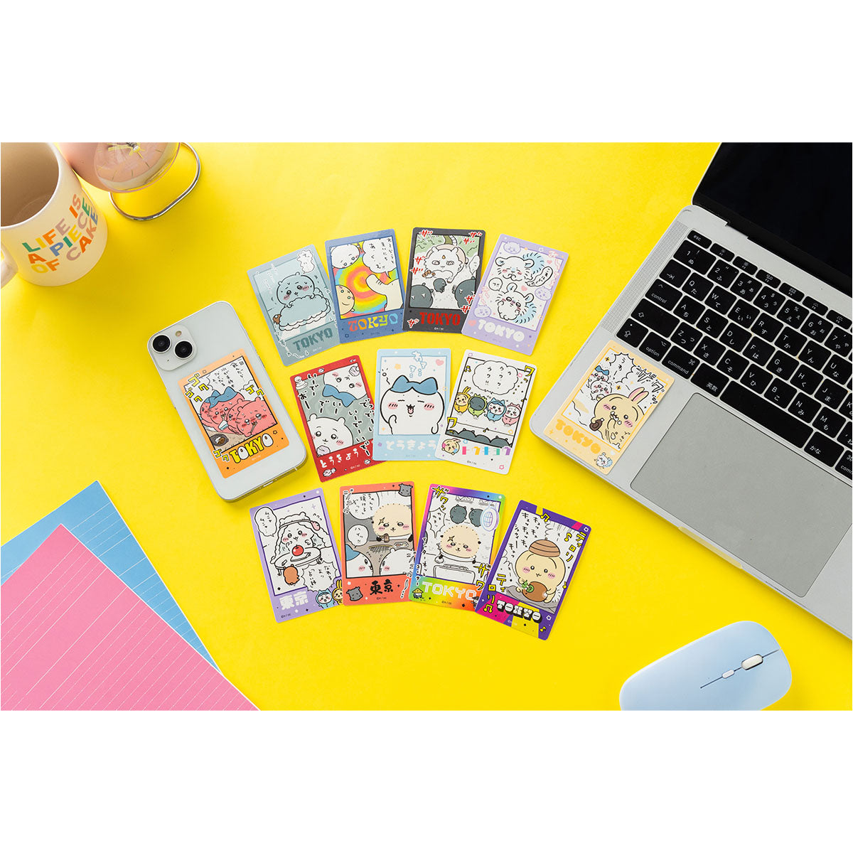 ちいかわ 東京みやげ スマホに貼れるサイズのTOKYOステッカー(石の呪い)