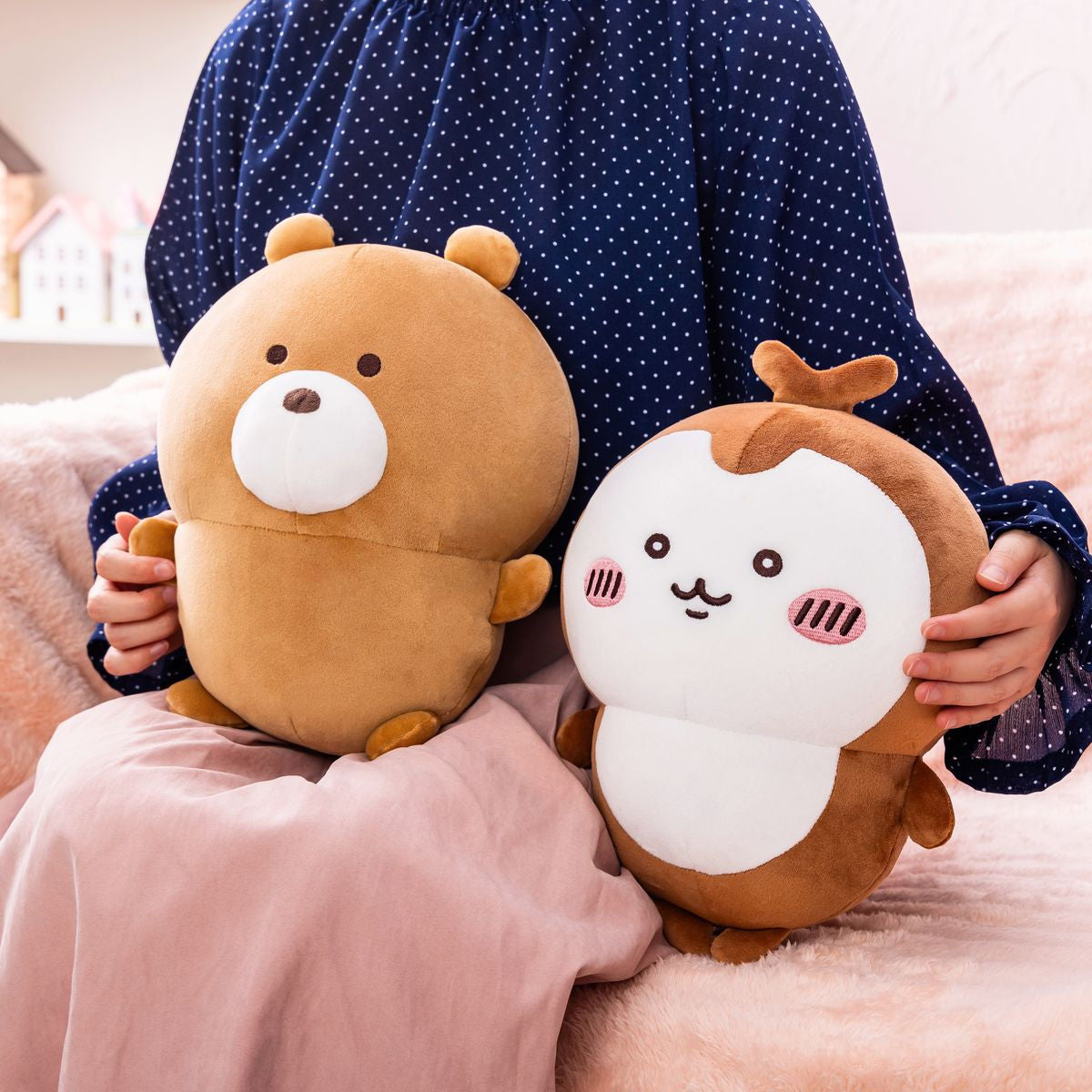 Chiikawa Park Cuddly Plush Cushion (Beetle)