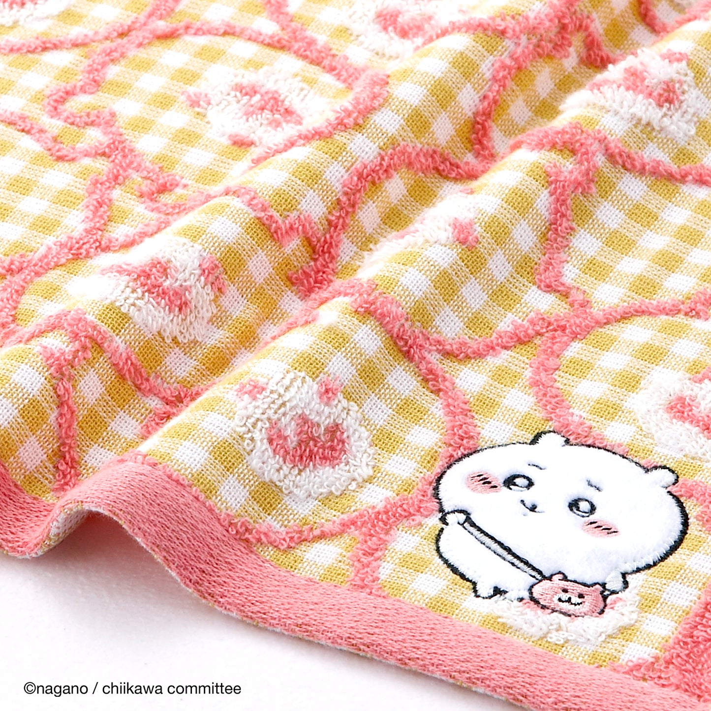 Chiikawa Small Bath Towel (Pouch Yellow)