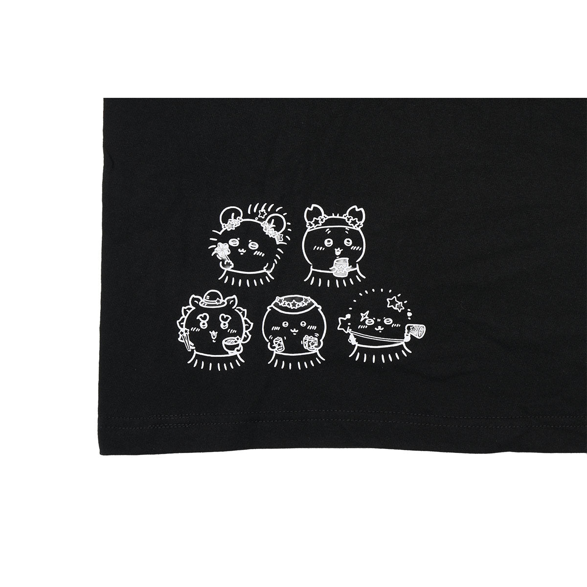 ちいかわ ちいかわ☆星ふるスカイツリー(R)とひみつの島 Tシャツ