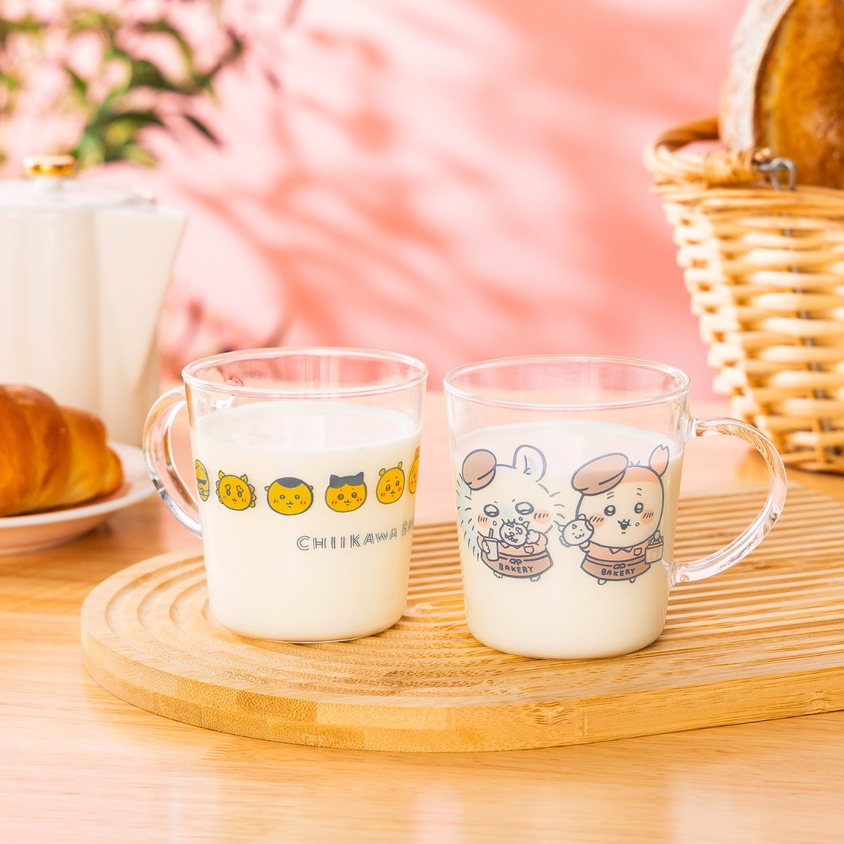 Chiikawa Bakery Heat-Resistant Glass Mug (Momonga & Furuhonya)