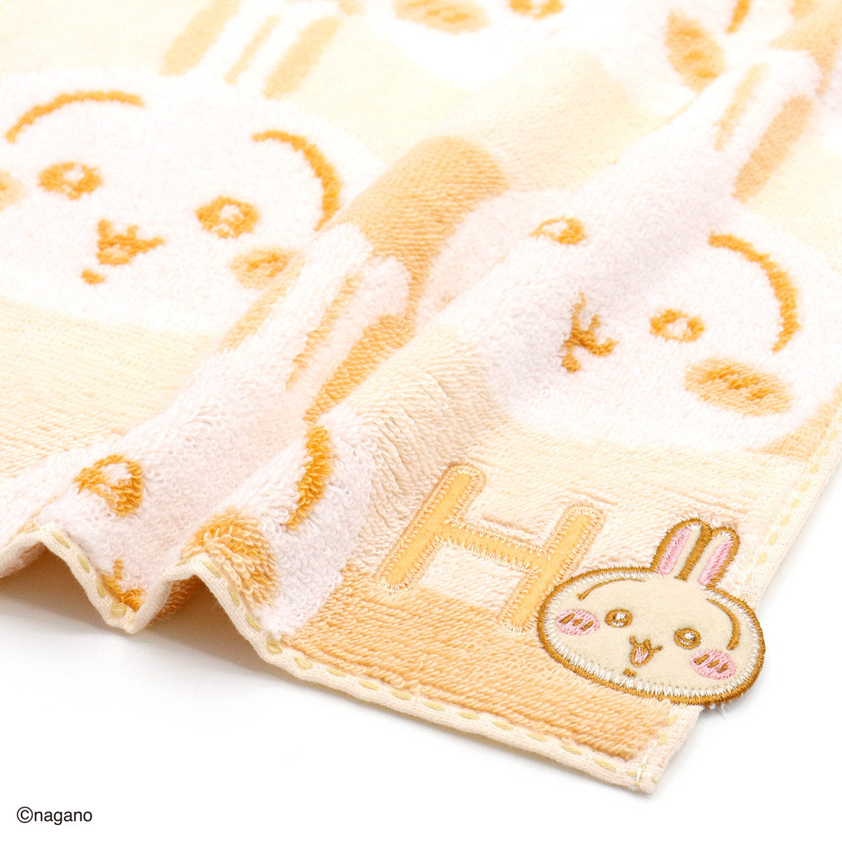 ちいかわ イニシャル タオルハンカチ（うさぎ）