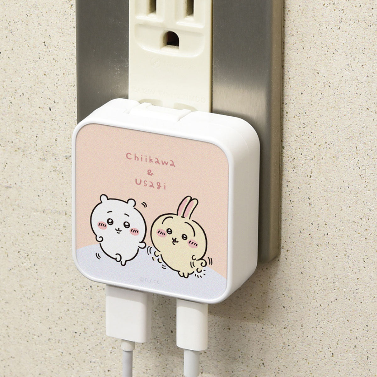 Chiikawa USB/USB Type-C AC Adapter (Chiikawa & Usagi)