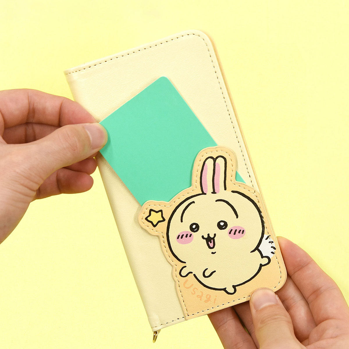 ちいかわ ダイカットマルチフリップカバー M＋（うさぎ）