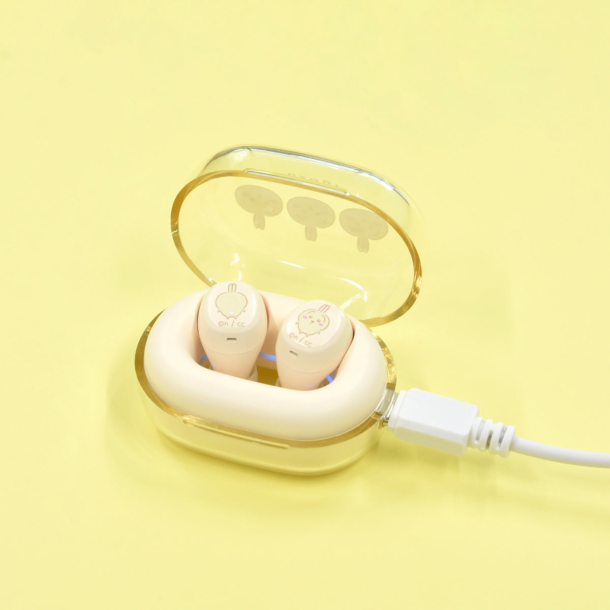 ちいかわ 完全ワイヤレスステレオイヤホン（うさぎ）