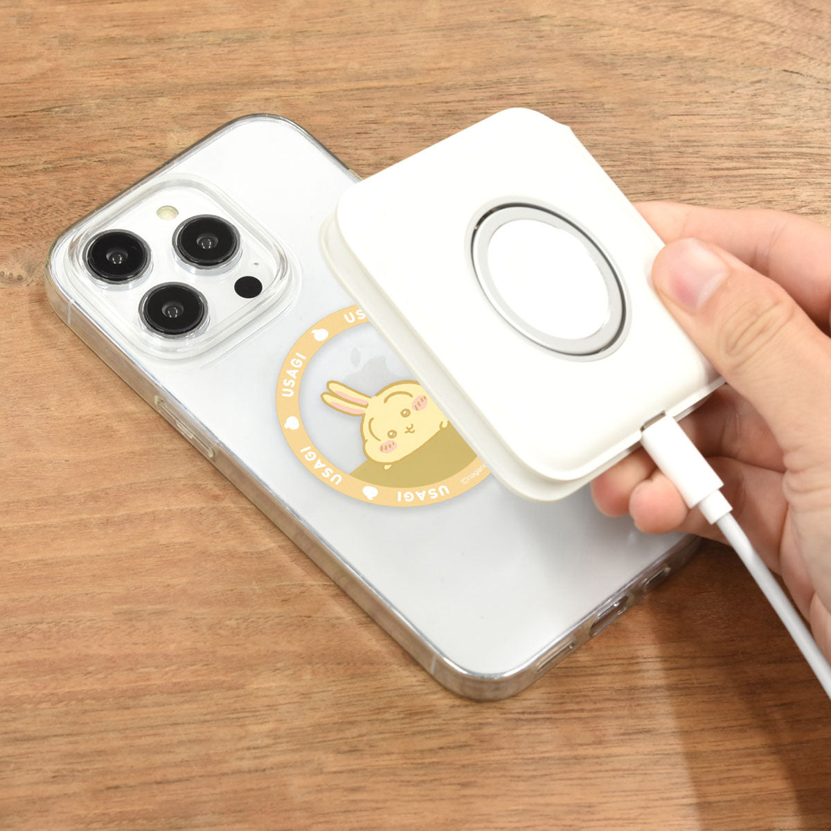 ちいかわ MagSafe対応メタルステッカー（うさぎ）