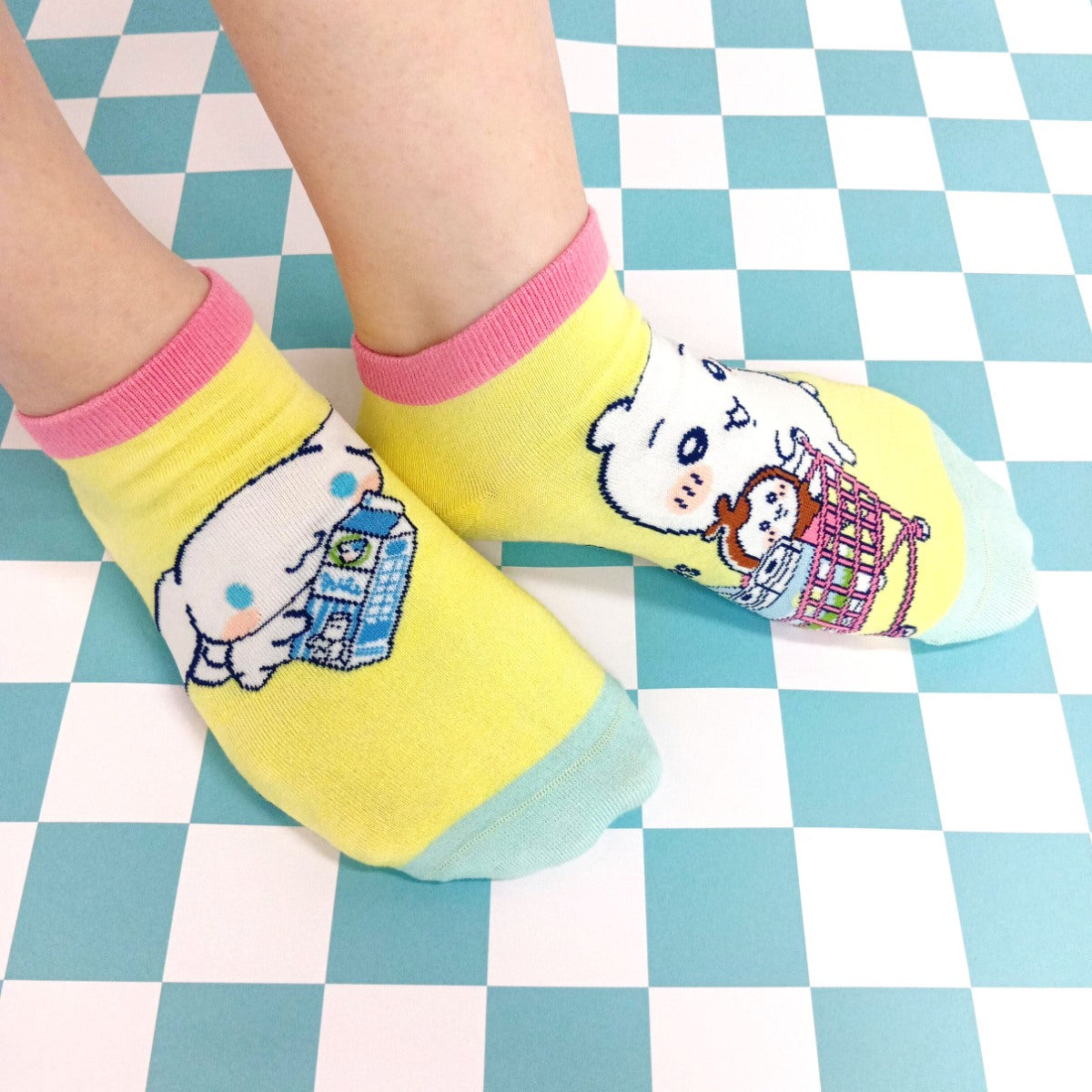 Chiikawa x Sanrio Characters Sneaker Socks (Chiikawa / Cinnamoroll) Women's