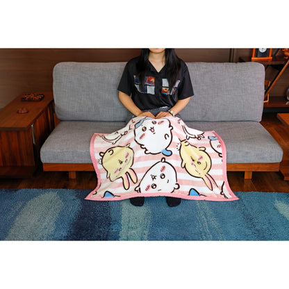 Chiikawa Anime "Chiikawa" Striped Knee Blanket
