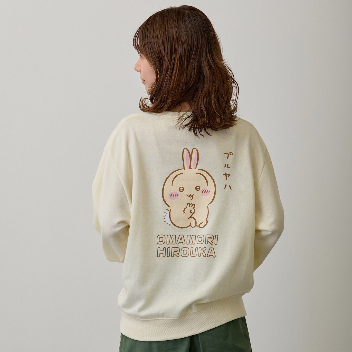 치이카와 맨투맨 티셔츠 부적 주울까 크림