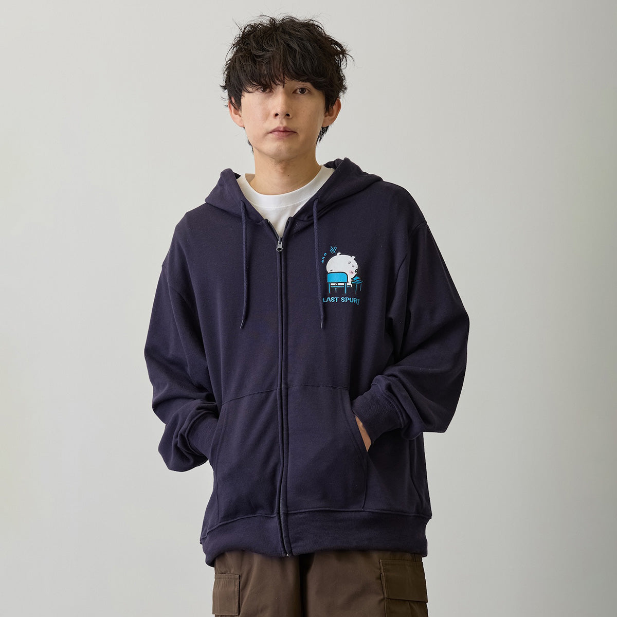 ちいかわ　パーカー　試験だ　ネイビー　ちいかわランド　talking ちいかわ ZIPパーカー 試験だ ネイビー | ちいかわマーケット 公式