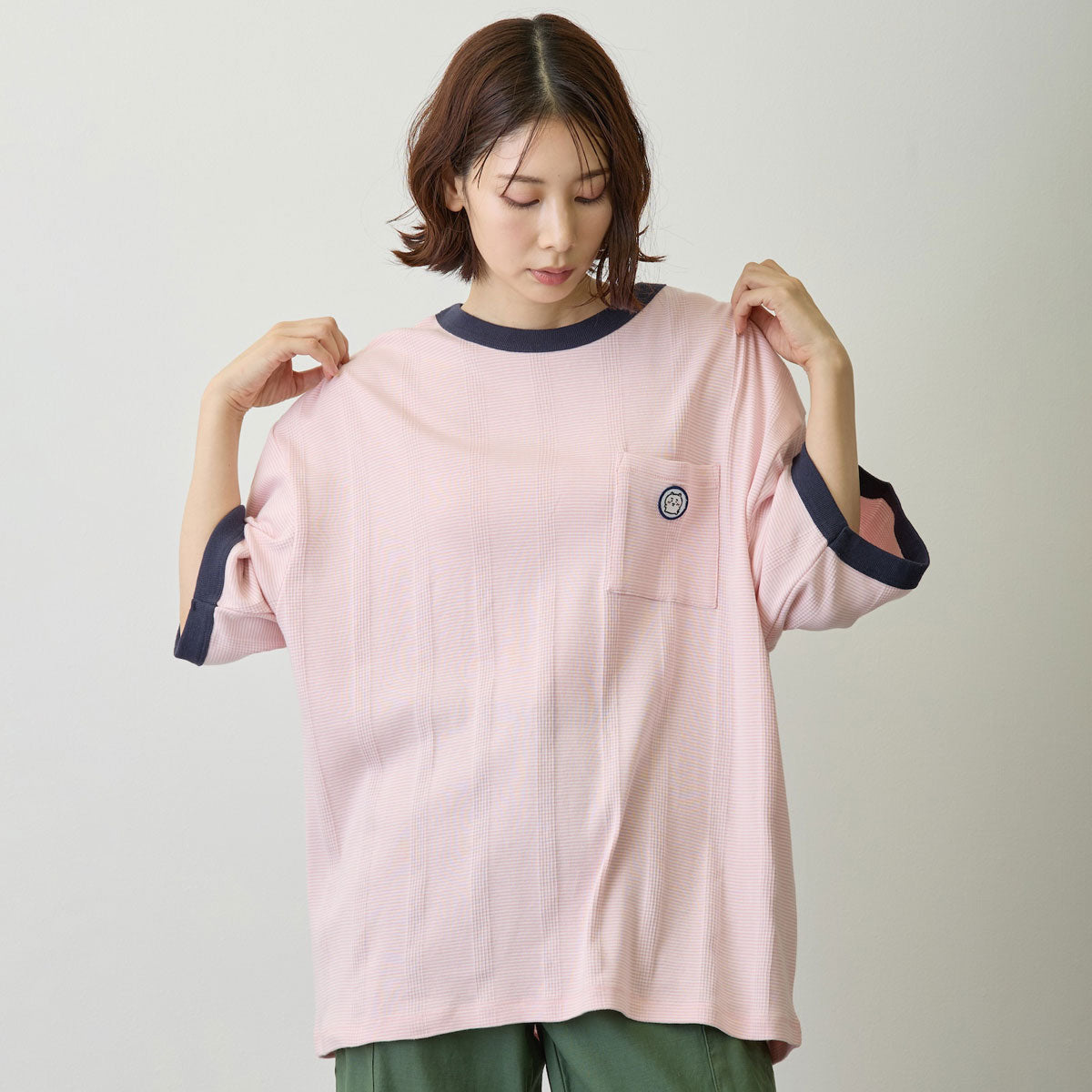 吉伊卡哇 寬鬆廓形口袋T恤 (Robert P.Miller×Talking / 吉伊卡哇 火烈鳥粉)