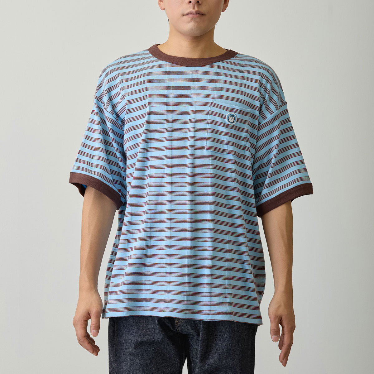 ちいかわ ビッグシルエットポケットTシャツ Robert P.Miller×Talking ハチワレ BLUEBERRY