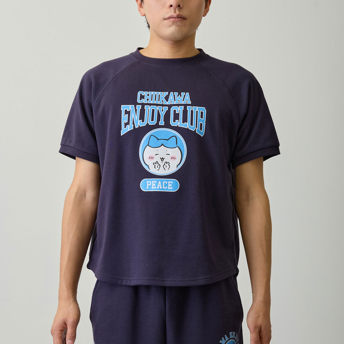 ちいかわ Tシャツ ピース ハチワレ ネイビー | ちいかわマーケット