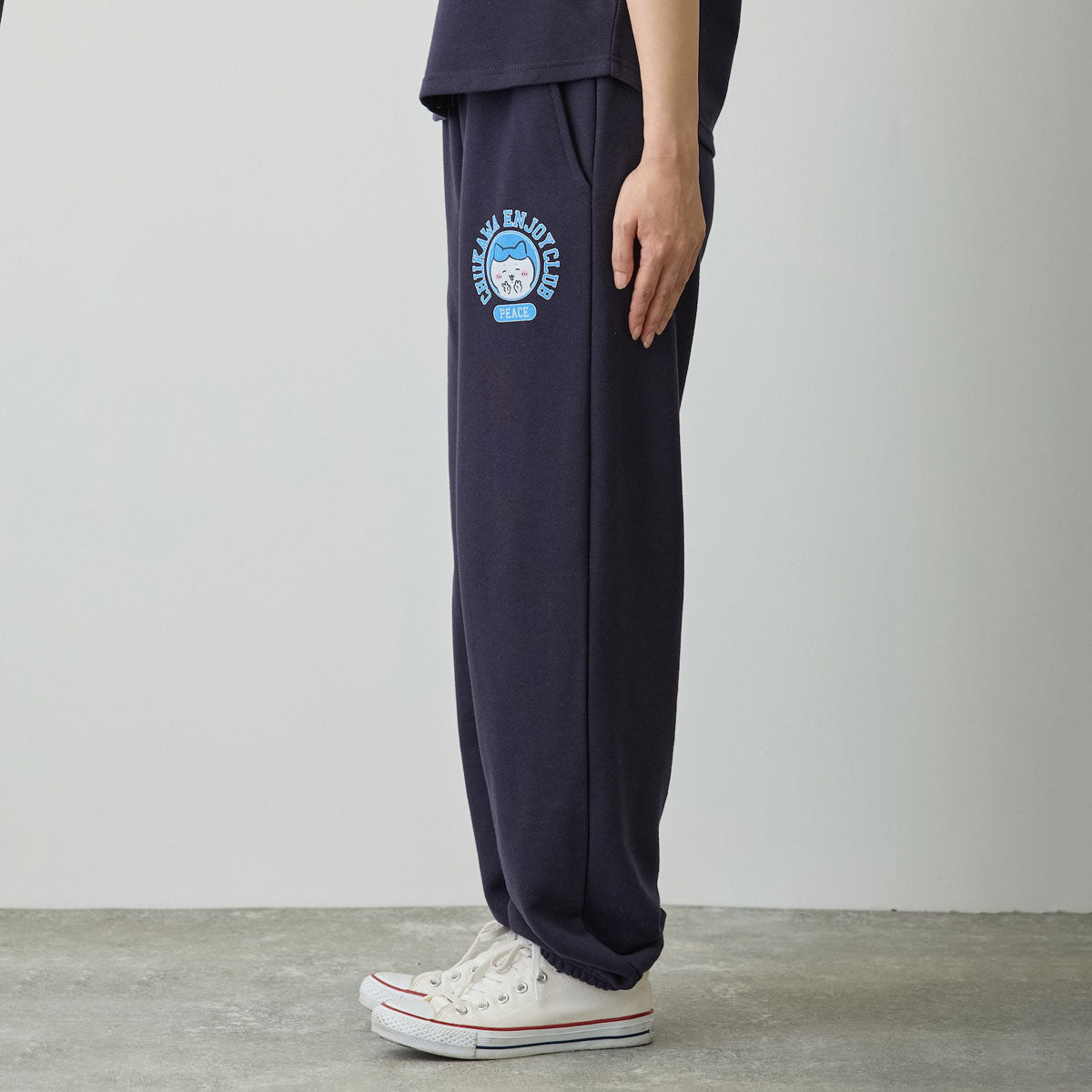 치이카와 스웨트 팬츠 (피스 / 가르마 네이비)