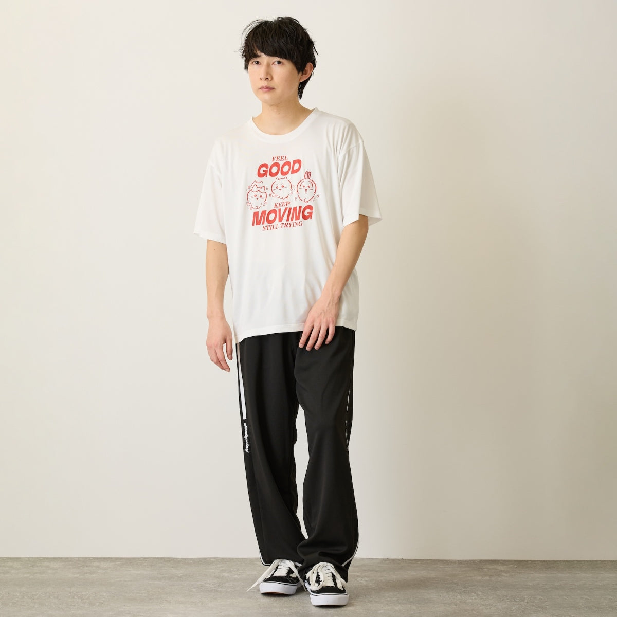 ちいかわ ドライTシャツ MOVE みんな ホワイト