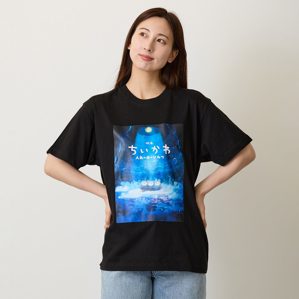 映画 ちいかわ 人魚の島のひみつ Tシャツ セイレーン ブラック XLサイズ ちいかわ 映画ちいかわ Tシャツ 人魚の島のひみつ ブラック | ちいかわ