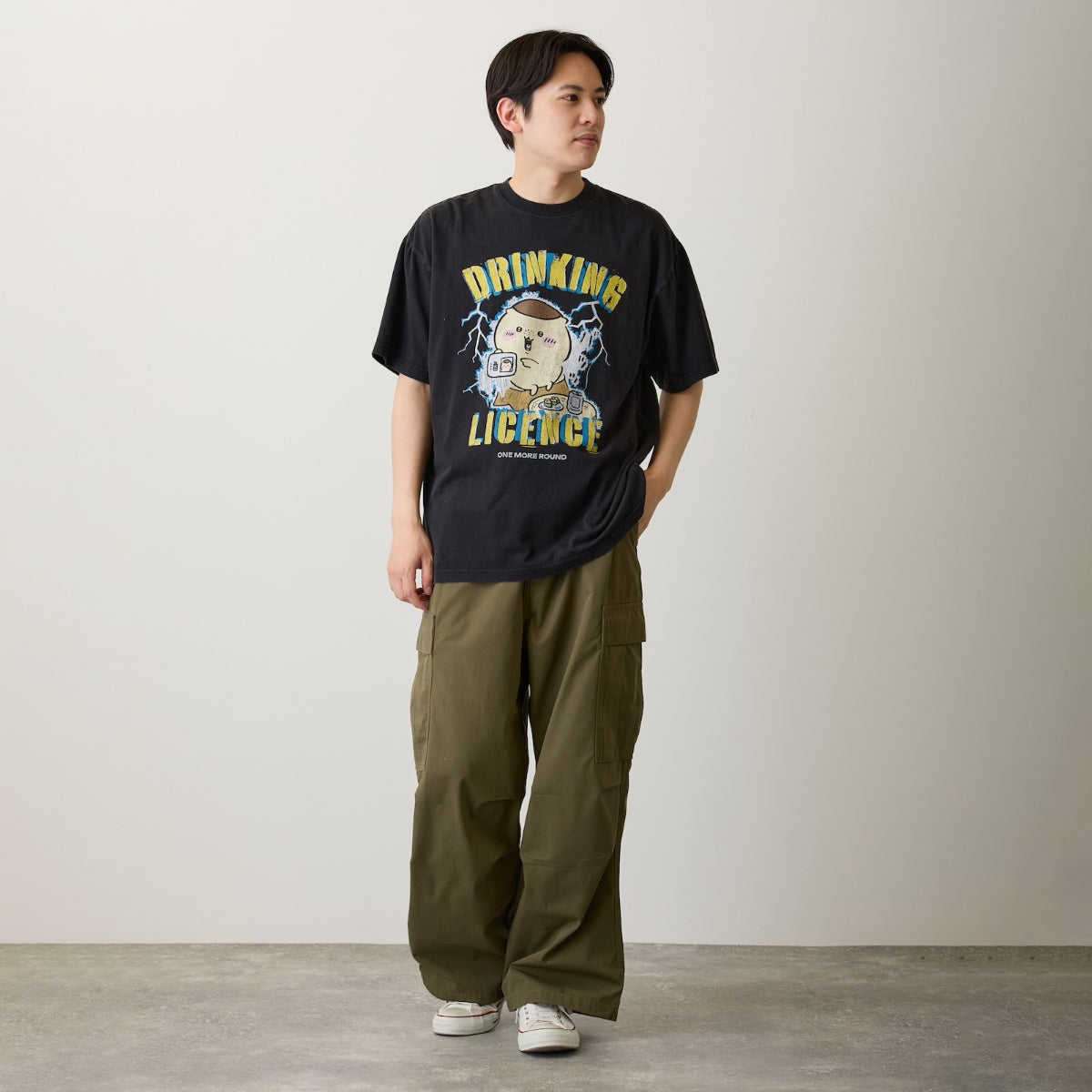 ちいかわ Tシャツ DRINKING LICENCE ブラック | ちいかわマーケット