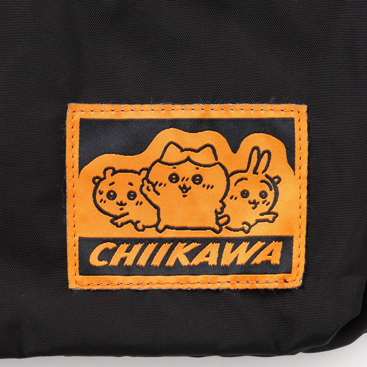 ちいかわ ボディーバッグ トリオポーズ ブラック | ちいかわマーケット