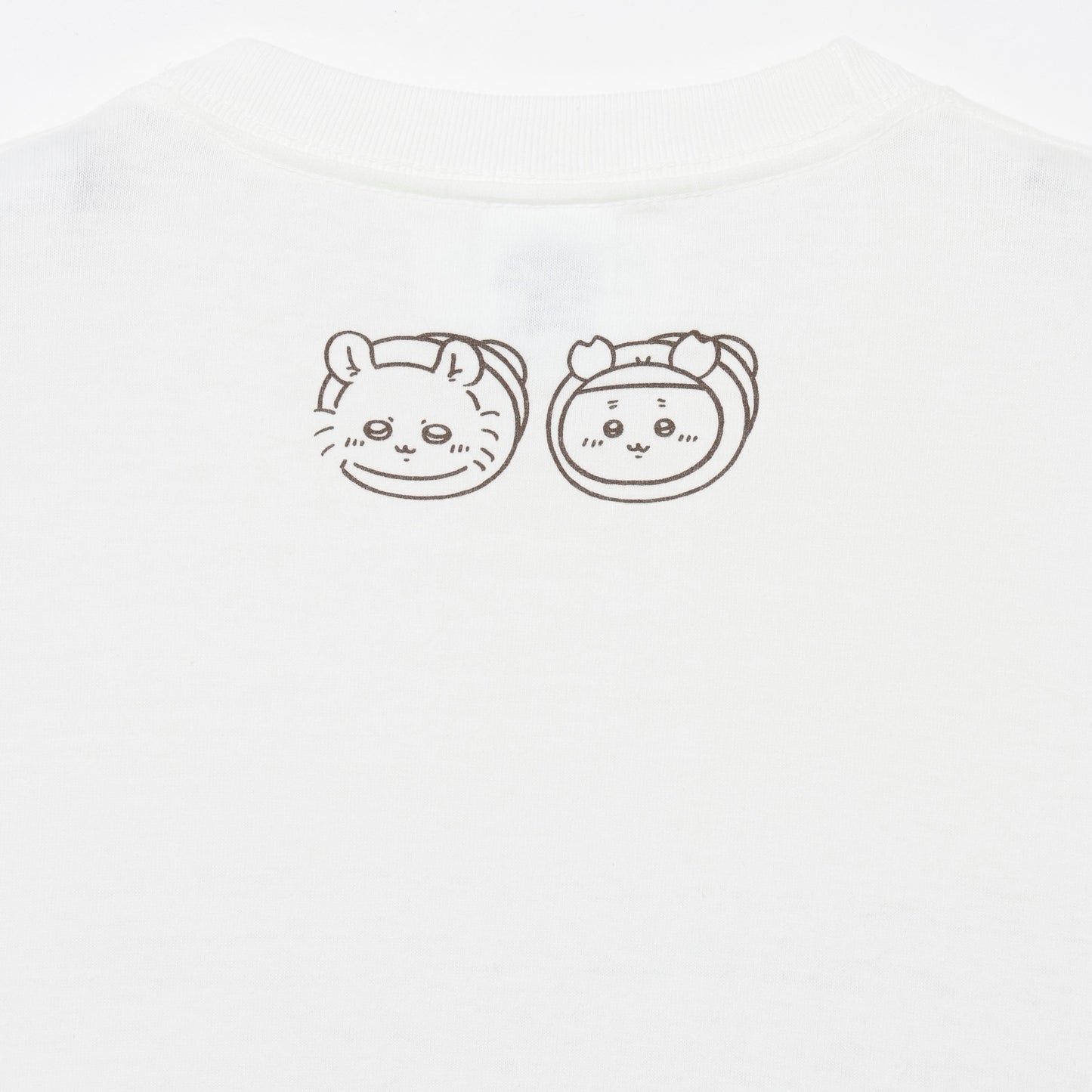 Chiikawa Bakery T-shirt Momonga & Furuhonya (Vanilla White)