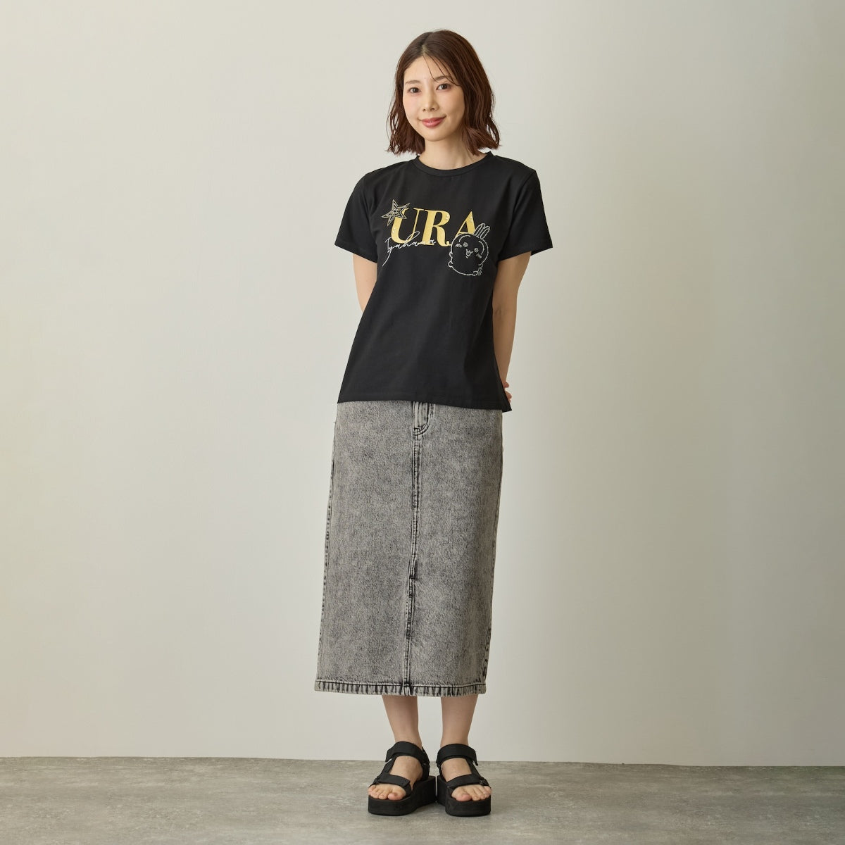 Chiikawa Rhinestone T-shirt DECO (Usagi) Black