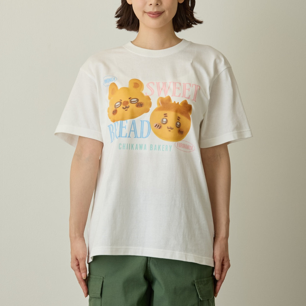 치이카와 치이카와 베이커리 T셔츠 빵 모습의 하늘다람쥐와 헌책방 화이트