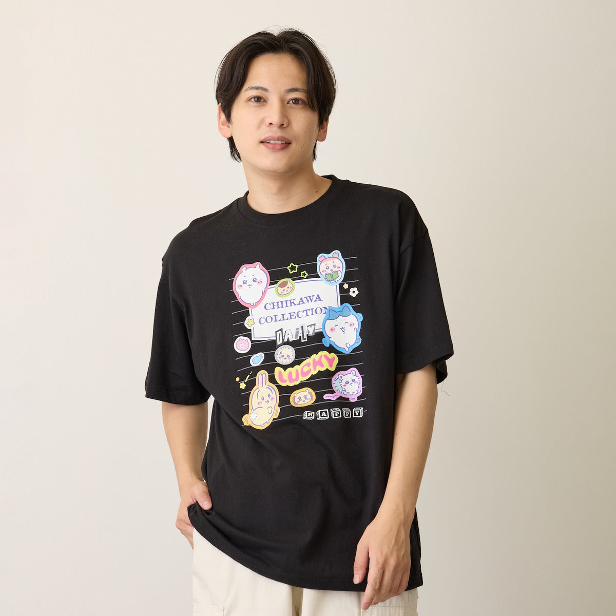 ちいかわ Tシャツ カレッジノート風（みんな）ブラック