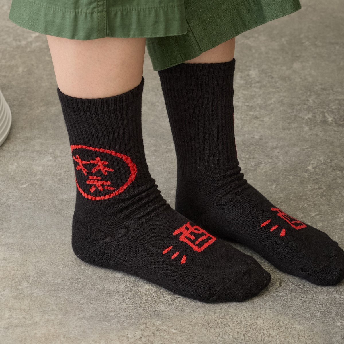 ちいかわ ソックス 禁酒くりまんじゅう ブラック 23-26cm