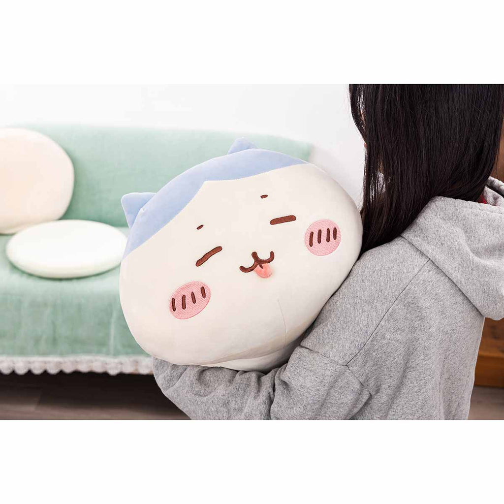 Chiikawa Marshmallow-Like Lying Down Hugging Plush (Nemunemu Hachiware)