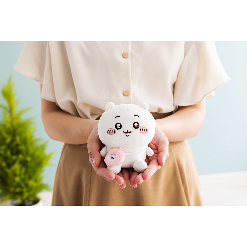 Chiikawa Excited to Go Out! Sitting Mini Plush (Chiikawa)