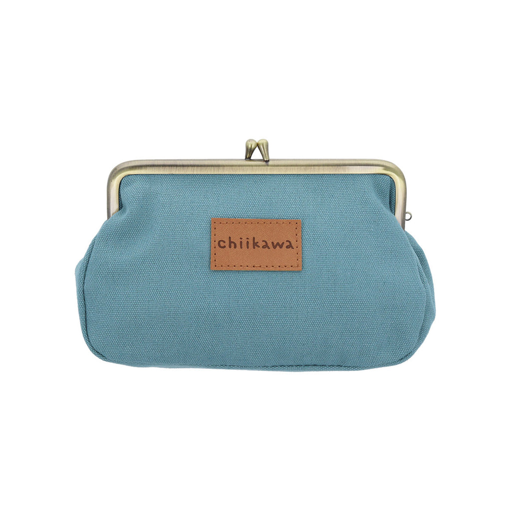 Chiikawa tatami embroidery is an mouth pouch (blue)