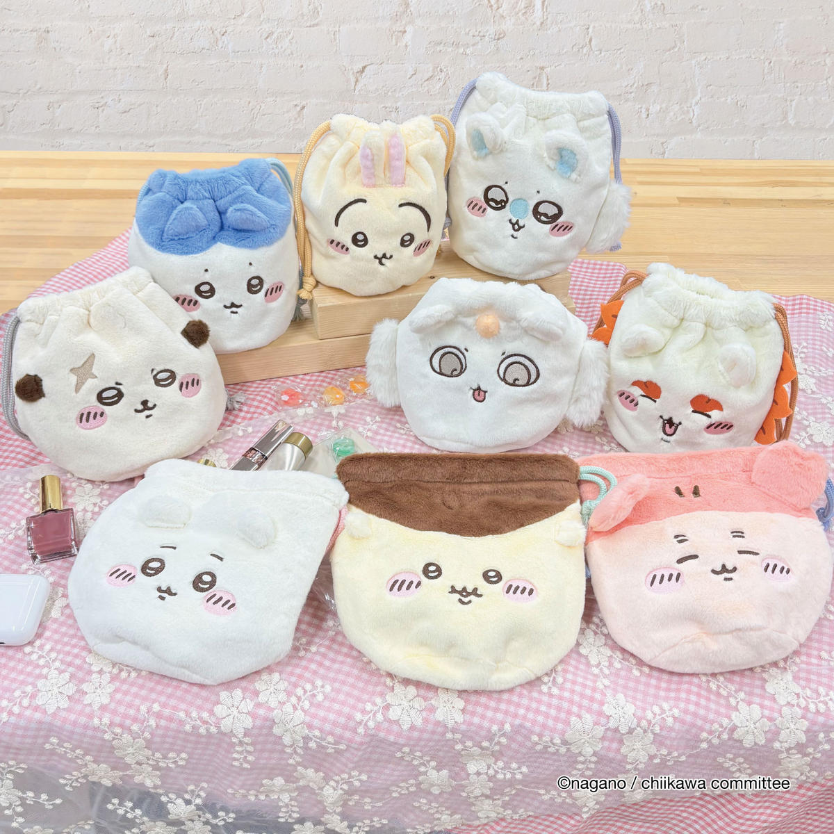 ちいかわ フェイス巾着2（ラッコ） | ちいかわマーケット 公式グッズ