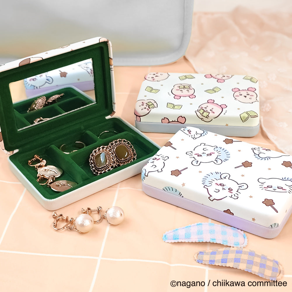 GWセール! アクセサリーケース Lサイズ ちいかわ アクセサリーケース（古本屋） | ちいかわマーケット 公式