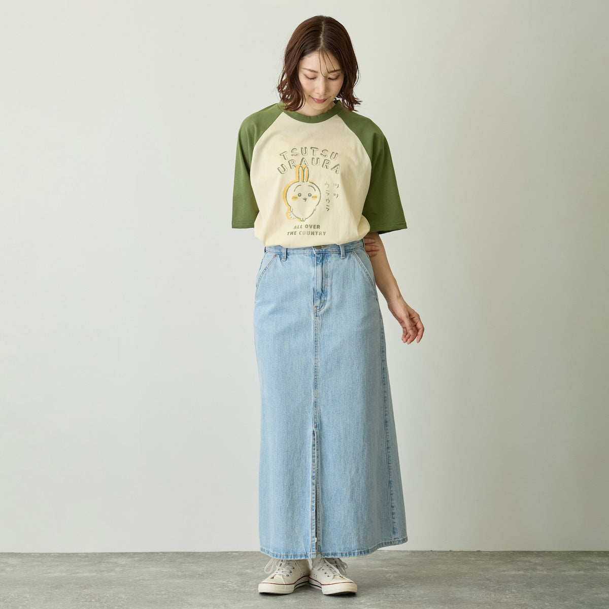 ちいかわ Tシャツ ツツウラウラ ナチュラル | ちいかわマーケット 公式