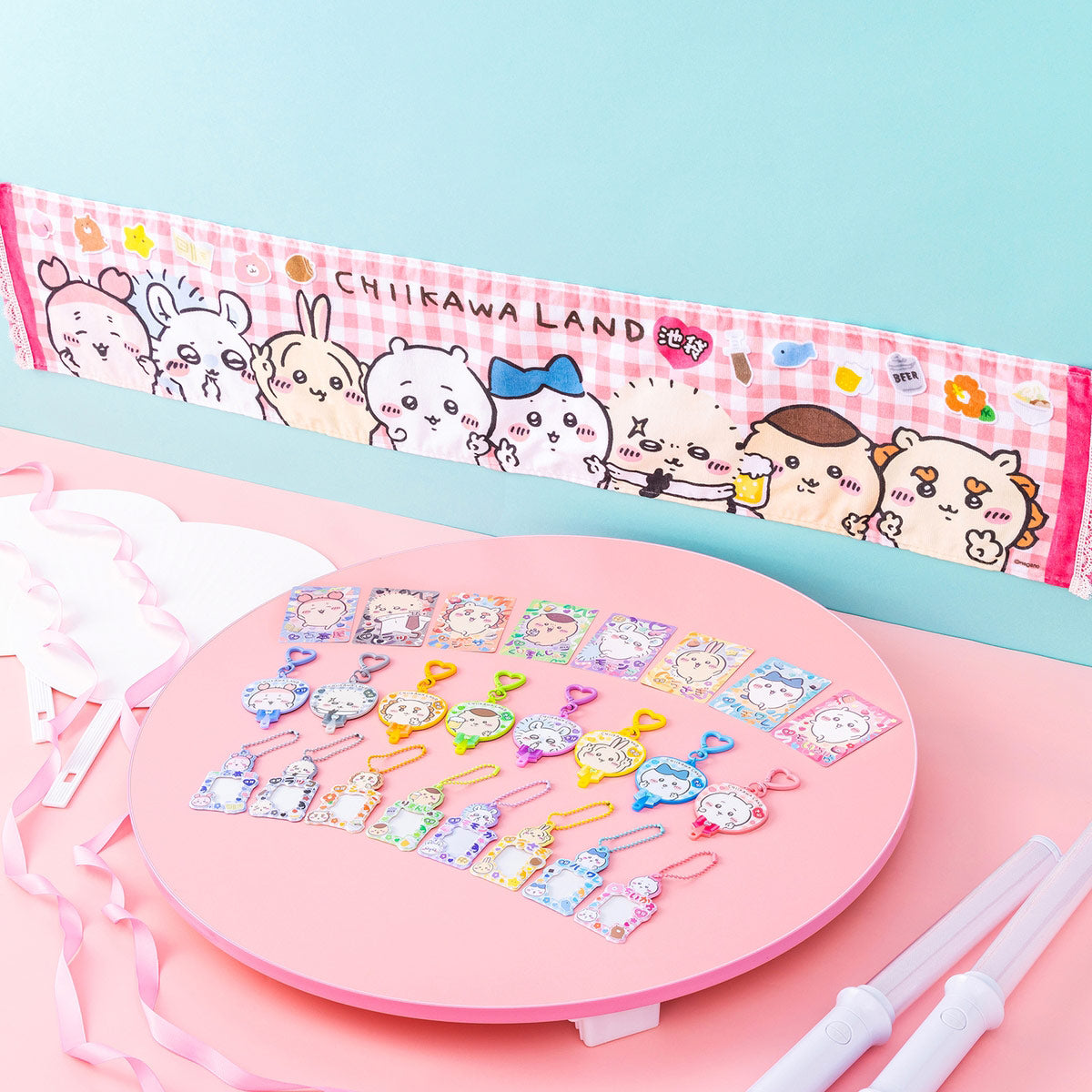 ちいかわ Go！IKEBUKURO うちわ型アクリルキーホルダー（くり