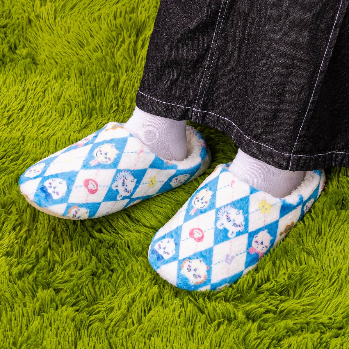 Chiikawa Warm Large Room Shoes (Dance)