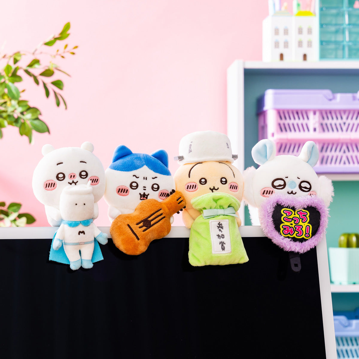 Chiikawa Hanging Plush Toy to Watch Over You from the Desktop (Hachiware with a Guitar)