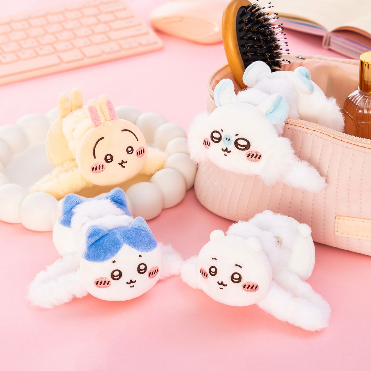 Chiikawa Plush Face Claw Clip (Momonga) | Chiikawa Market Official