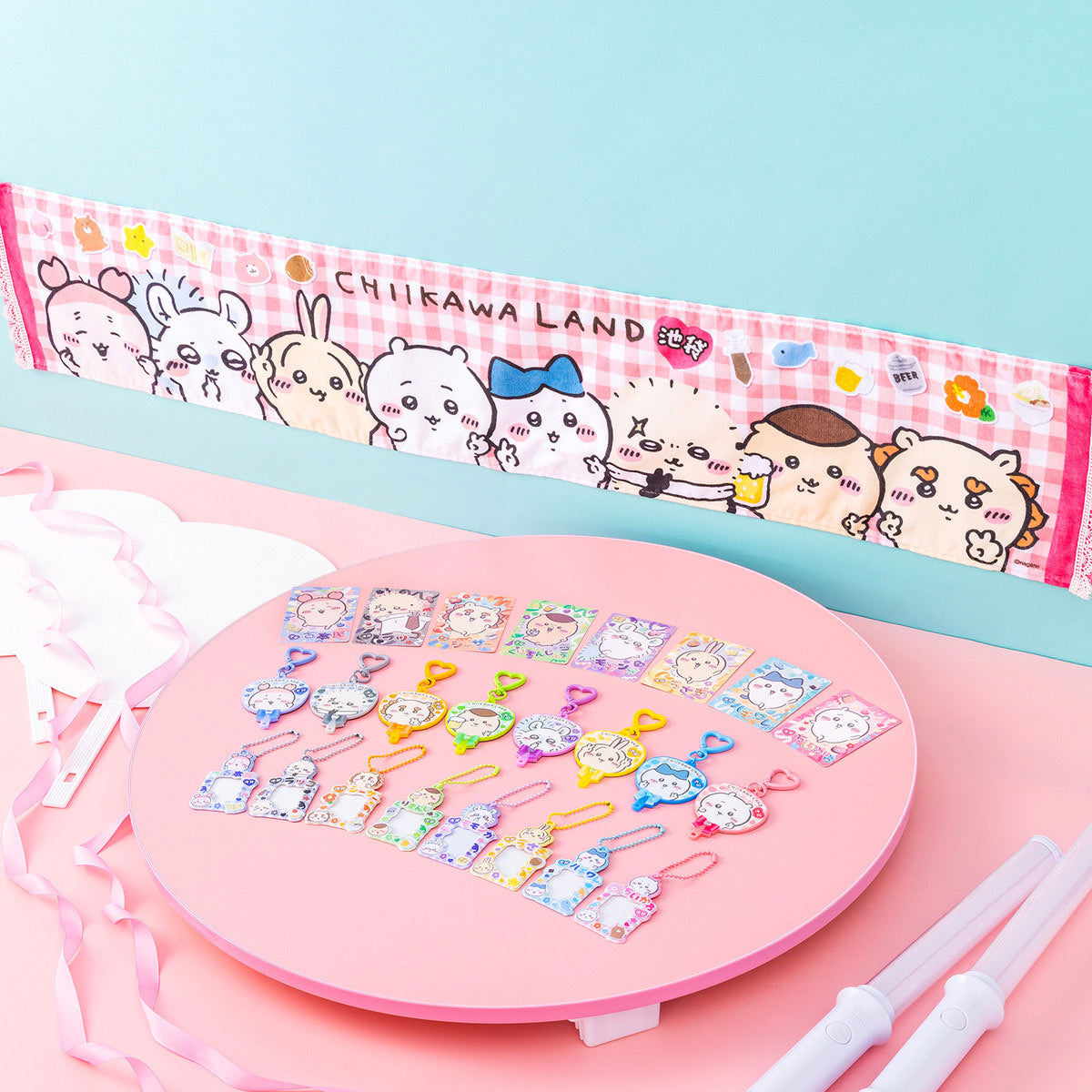 ちいかわ Go！IKEBUKURO トレーディングきらきらカード（全8種）