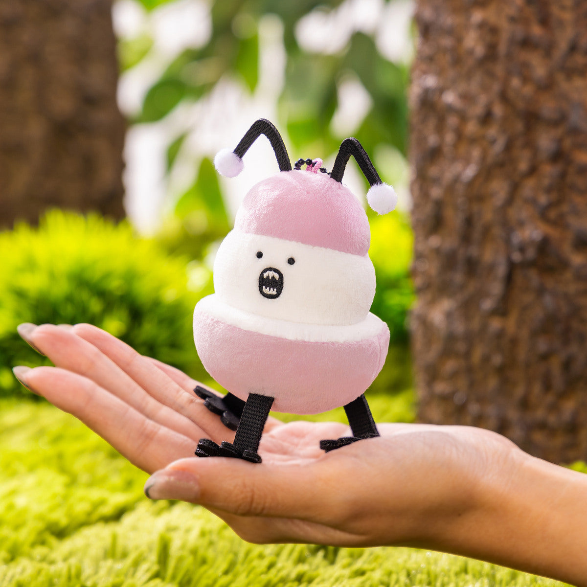 ちいかわ 虫マスコット（ピンク） | ちいかわマーケット 公式グッズ