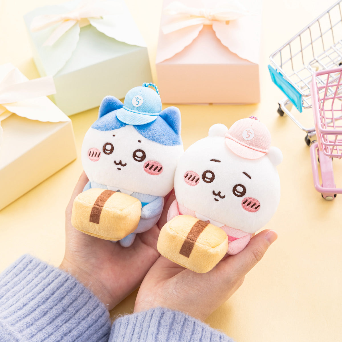 予約】ちいかわ ちいかわマーケット 配達員さんなマスコット（モモンガ