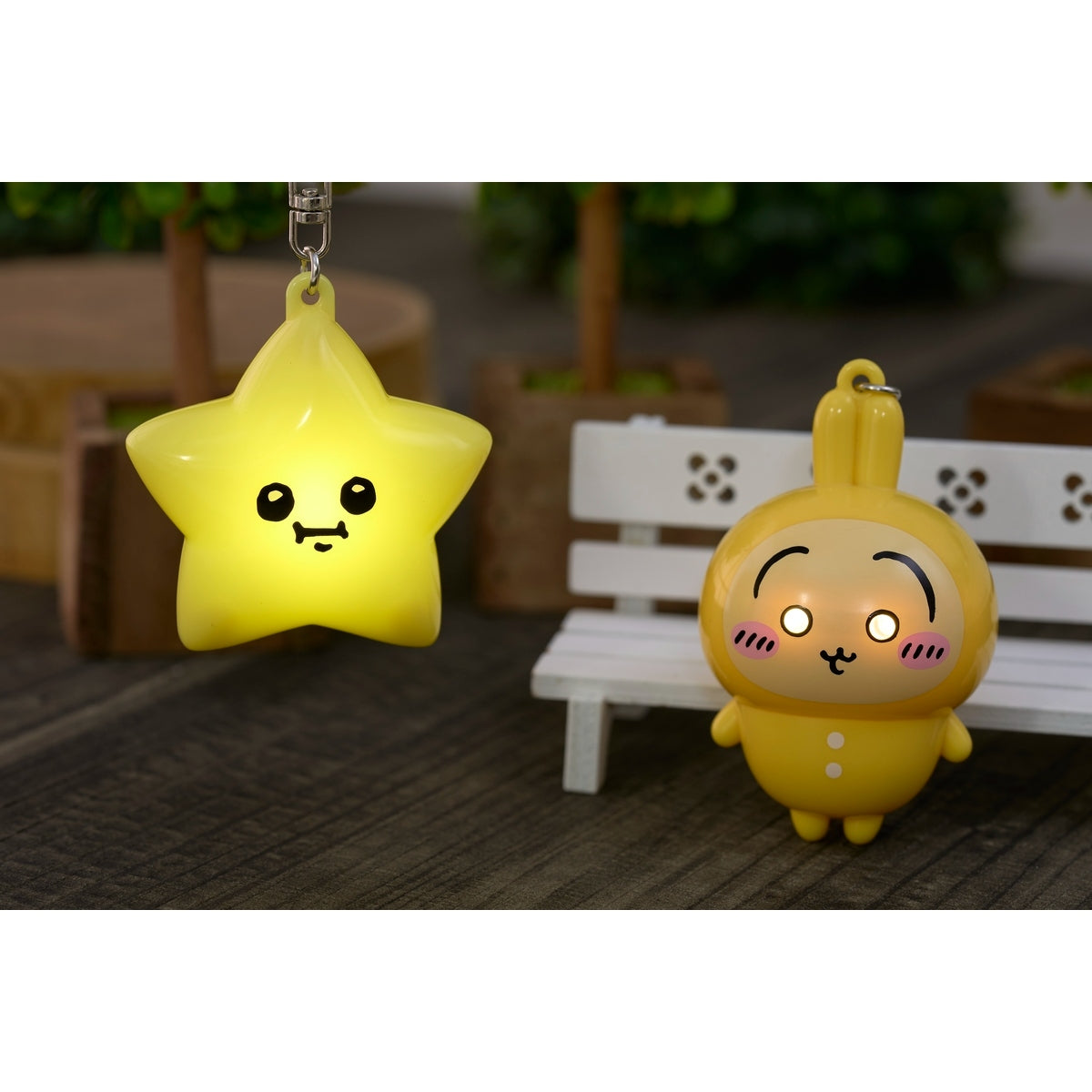 ちいかわ ちいかわパーク ライトキーホルダー（パジャマうさぎ