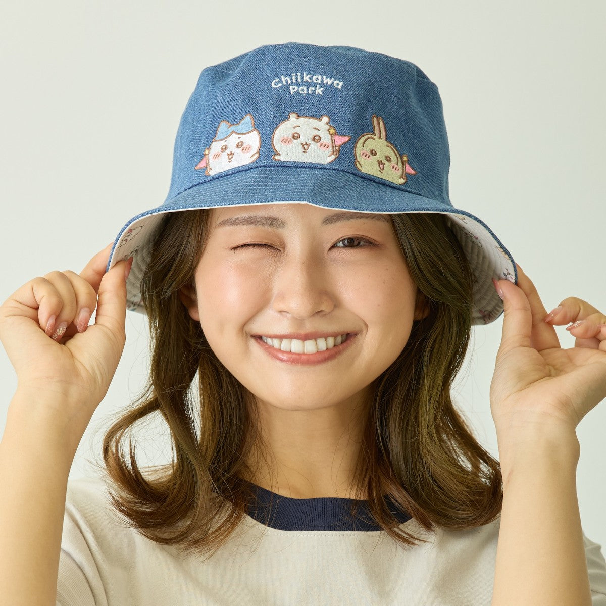 ちいかわ ちいかわパーク リバーシブルバケットハット みんな ライト