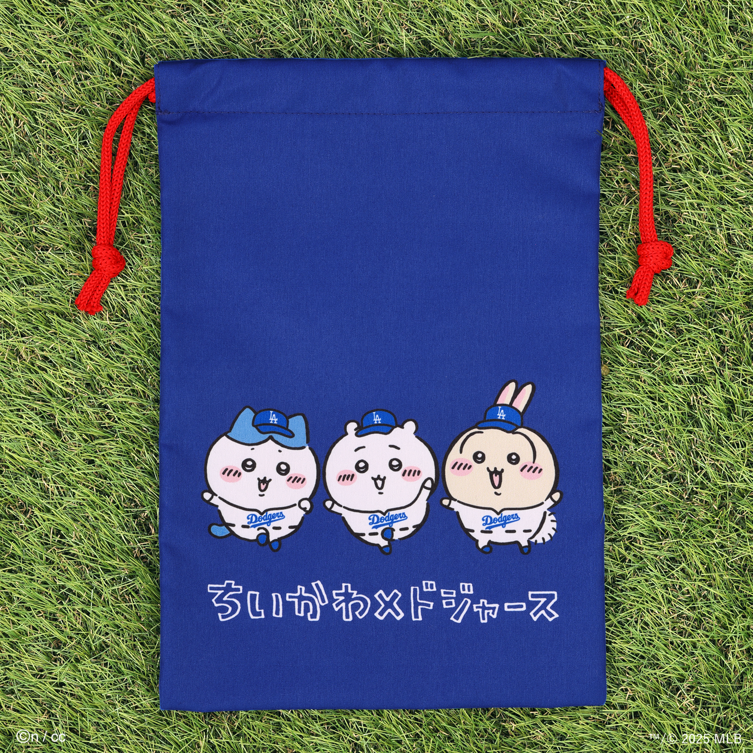 ちいかわ×MLB TOKYO SERIES 巾着(ドジャース) | ちいかわマーケット ちいかわ×MLB TOKYO SERIES 巾着(ドジャース) | ちいかわマーケット