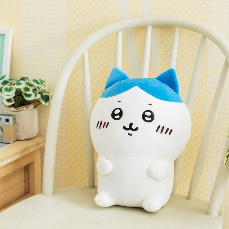 Chiikawa Plush Toy M (Sitting Hachiware)