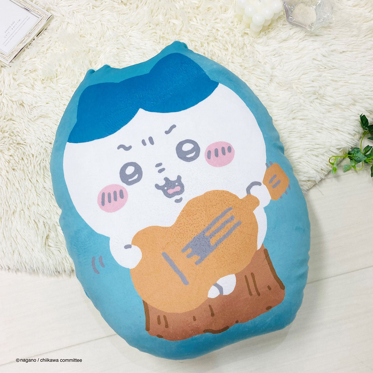 ちいかわ ダイカットクッション（ハチワレ）